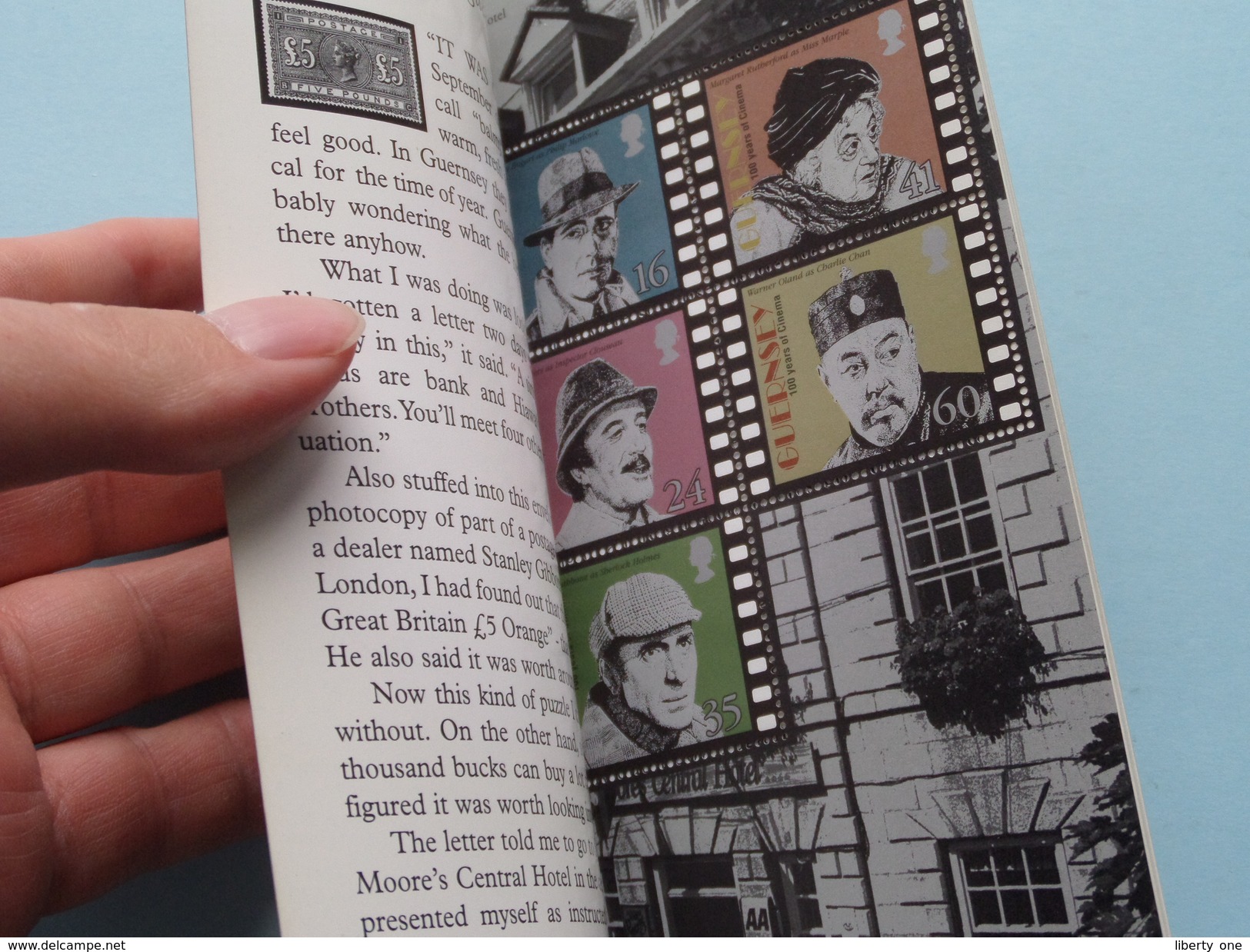 100 YEARS Of CINEMA In GUERNSEY ( Guernsey Post Office ) PRESTIGE BOOKLET ( N° 011647 ) !! - Guernesey