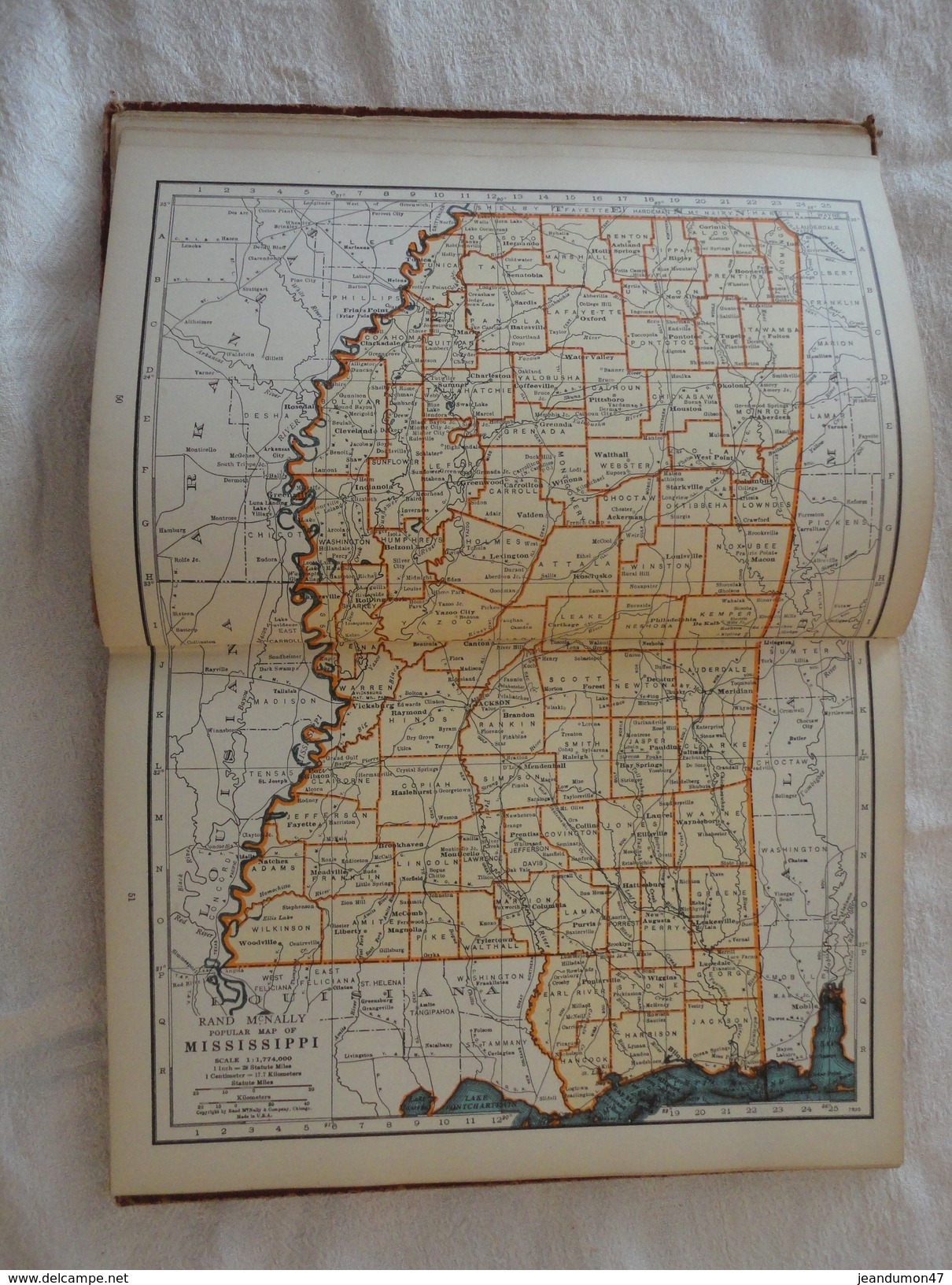 THE LITERARY DIGEST 1931. ATLAS OF THE WORLD AND GAZETTEER. 256 PAGES. RAND MçNALLY & COMPANY - CHICAGO - 1900-1949