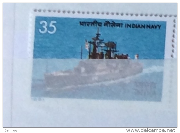 India 1981  SG  1029 INDIAN NAVY DAY - SHIP MNH - Unused Stamps