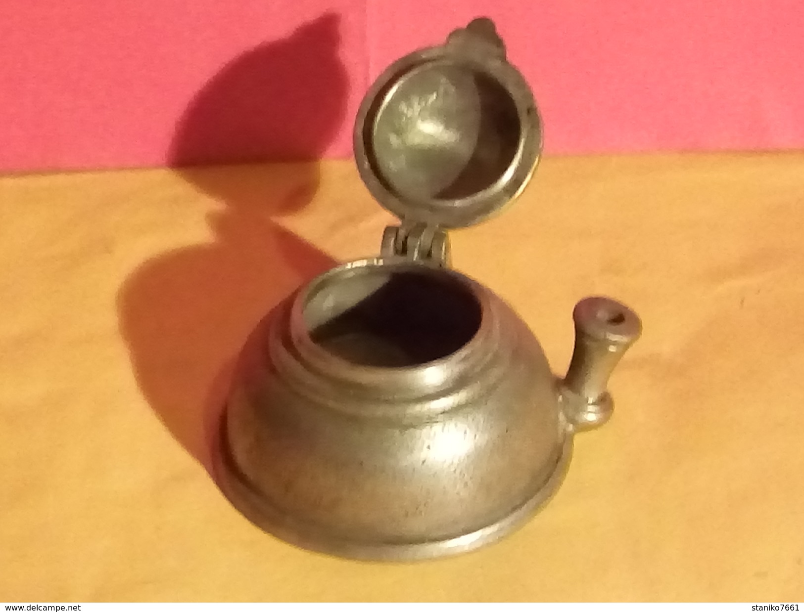 ANCIEN ENCRIER PORTE PLUME DE VOYAGE EN ETAIN - Inkwells