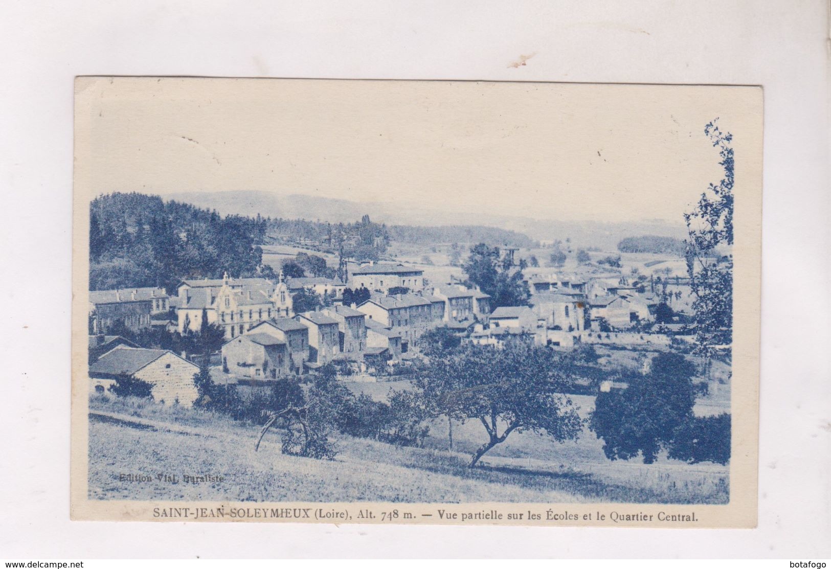 CPA DPT 42 ST JEAN SOLEYMIEUX, VUE PARTIELLE SUR LES ECOLES ET QUARTIER CENTRAL - Saint Jean Soleymieux