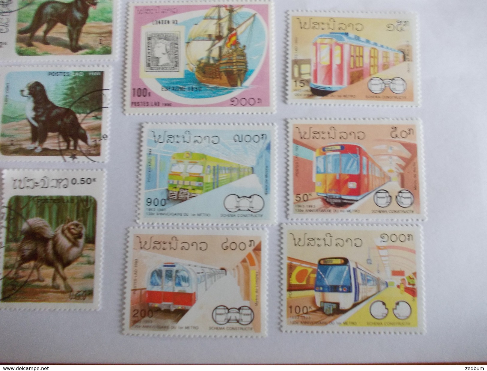 TIMBRE Laos Valeur 12.10 &euro; - Laos