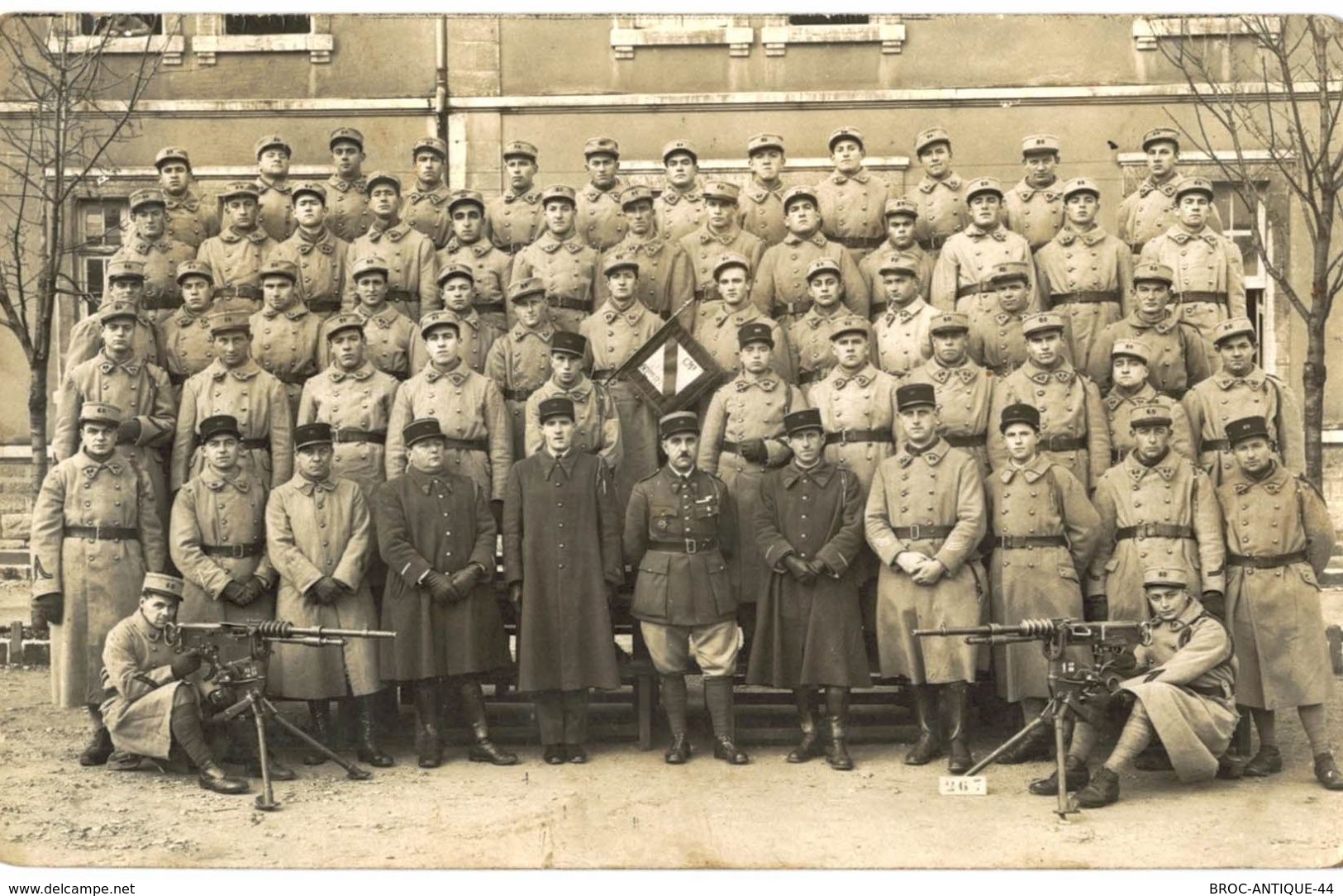 CPA N°7029 - CARTE PHOTO - REGIMENT ET MITRAILLEUSES - Régiments