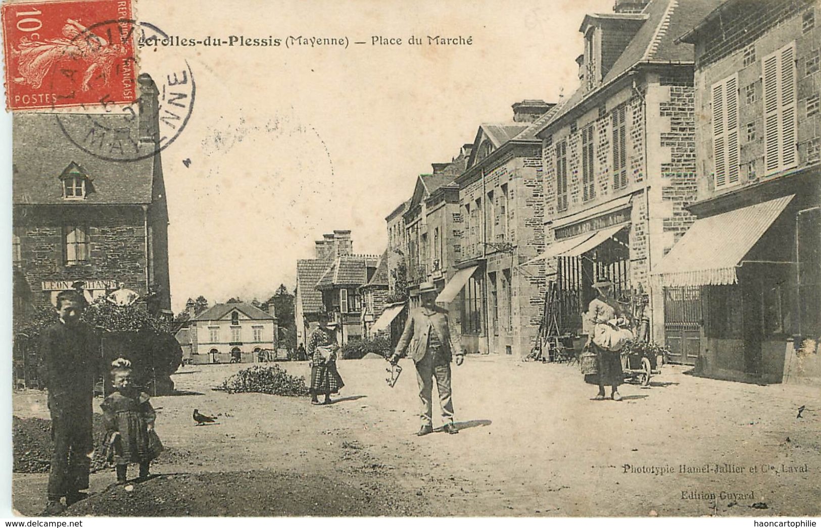 53: Fougerolles Du Plessis : Place Du Marché - Autres & Non Classés