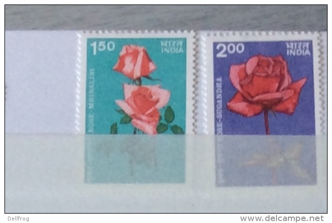 India 1984 Sg1141-2 Roses Set Mlh - Unused Stamps