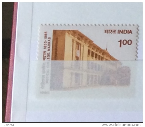 India 1985 Sg 1154  150th Medical College Madras Mlh - Unused Stamps