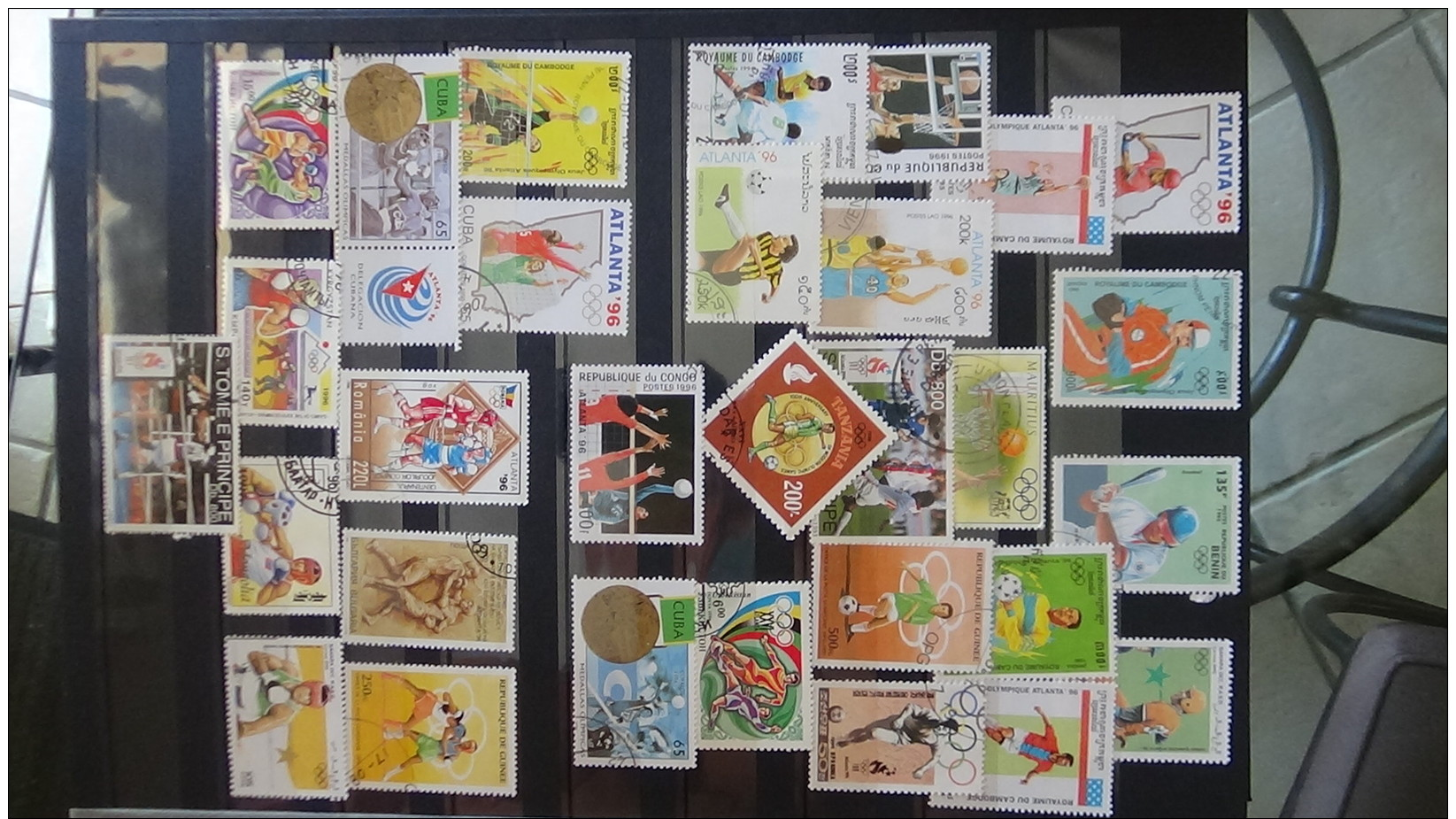 C Carton Dont PA 15 (400&euro;) + 182 (625&euro;) + Oblitérés De France + Courrier + Album Timbres ... Voir Commentaires - Vrac (min 1000 Timbres)