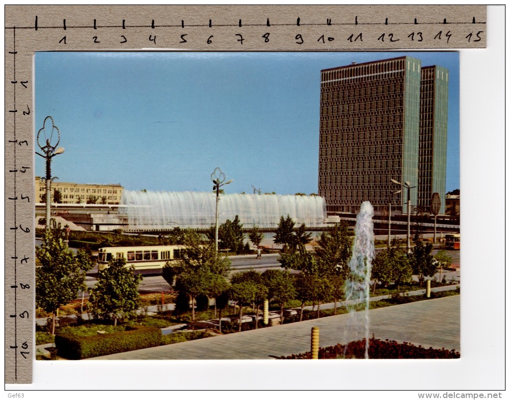 Toshkent / Tachkent / Tashkent - Sur La Place Lénine /  Lenin Square - Uzbekistan