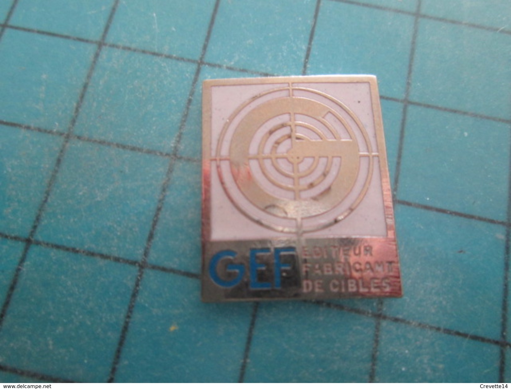 Pin415a Pin's Pins : Rare Et Belle Qualité SPORTS / TIR A L'ARC OU PISTOLET GEF FABRICANT DE CIBLES - Archery