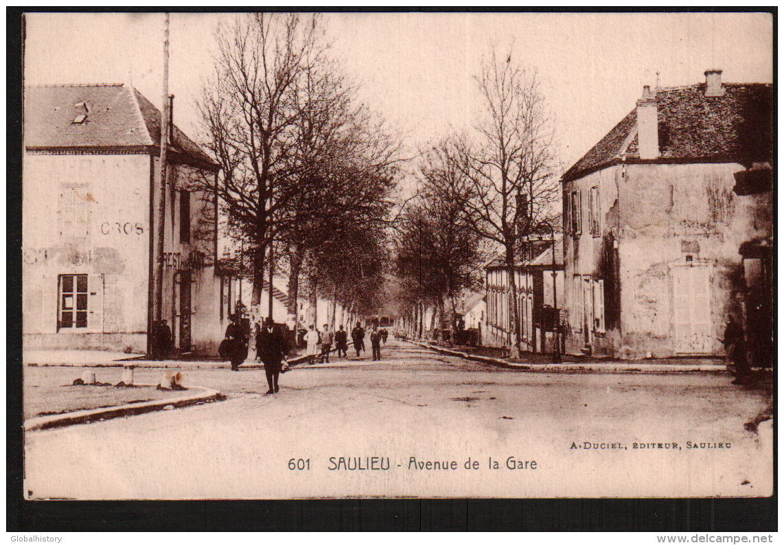 DD1878  FRANCE  SAULIEU AVENUE DE LA GARE ANIMEE  POSTCARD - Saulieu