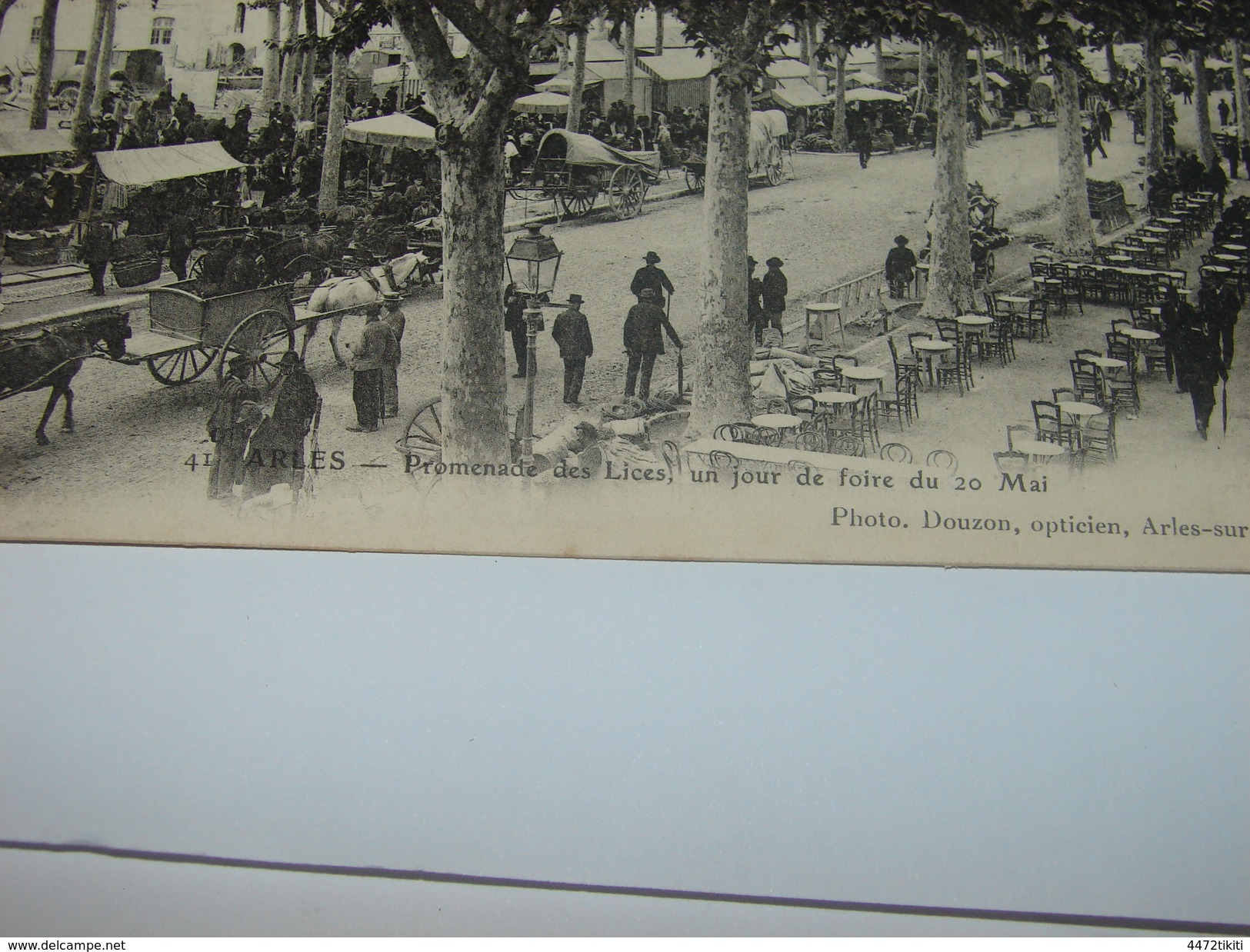 C.P.A - Arles (13) - Promenade Des Lices - Un Jour De Foire - 1919 - SPL (K80) - Arles