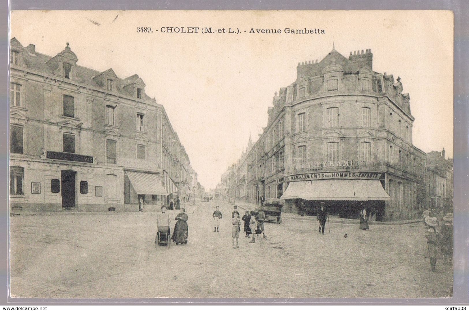 CHOLET . Avenue Gambetta . - Cholet