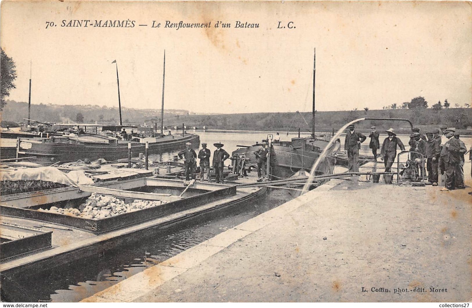 77-SAINT-MAMMES- LE RENFLOUEMENT D'UN BATEAU - Saint Mammes