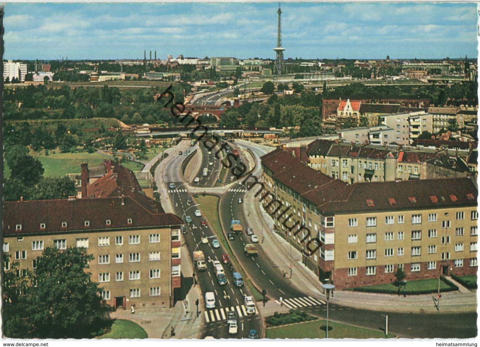 Berlin - Halensee - Schnellstrasse - Verkehr - Halensee