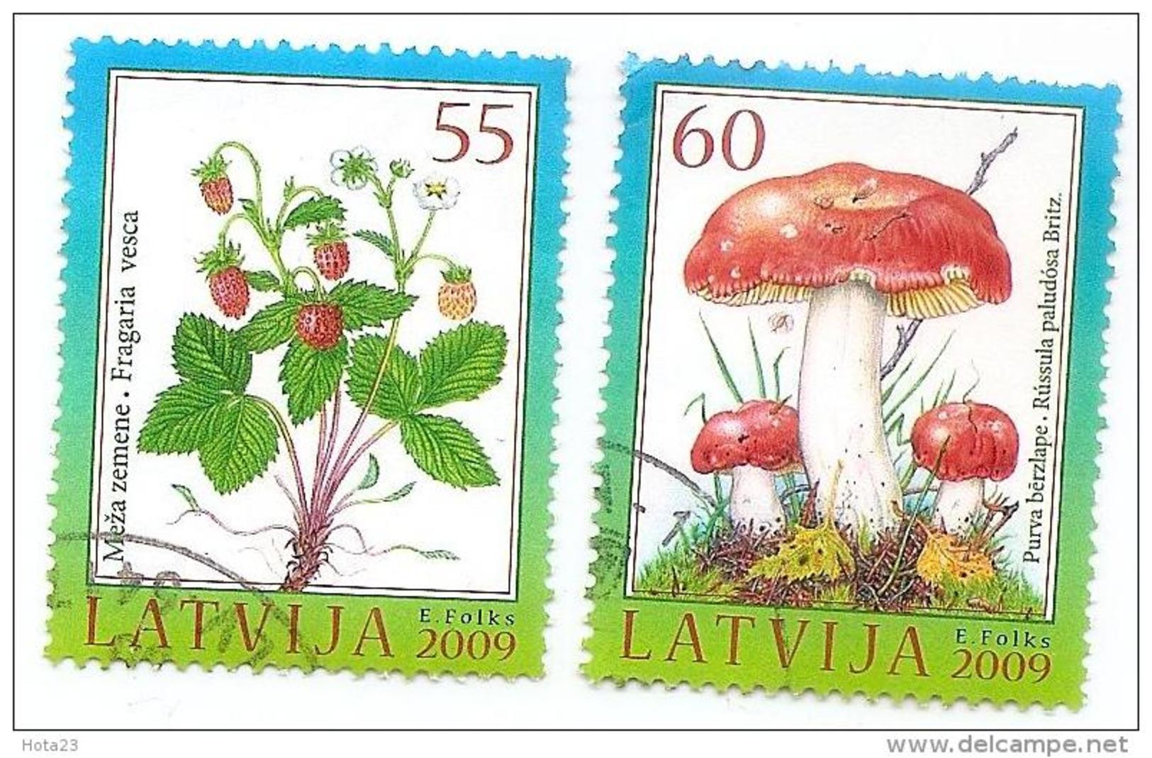 Latvia Lettland 2009 Wealth Of Forest Mushroom Russula,Wild Strawberry   Used Stamps Full Set (o) - Latvia