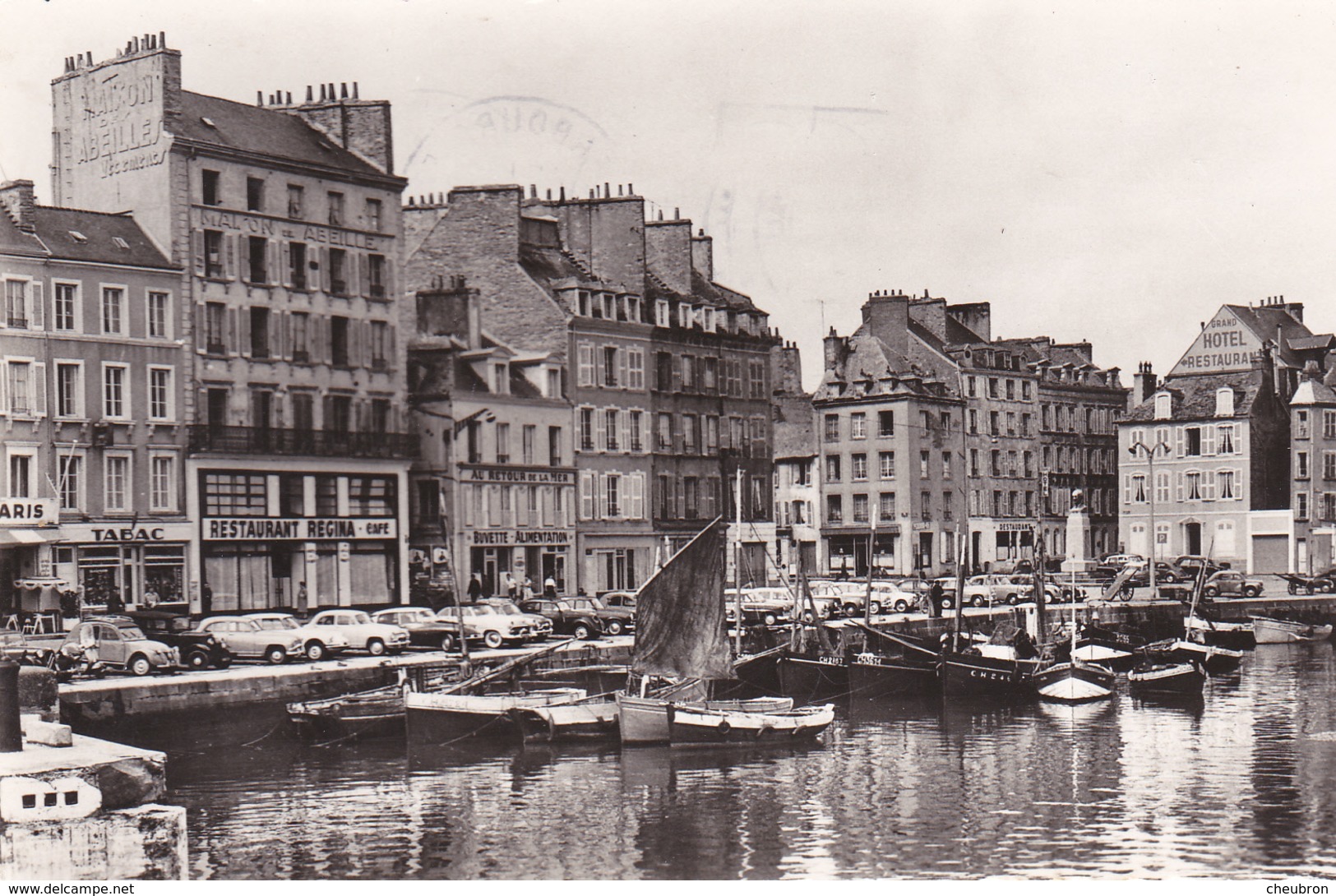 50. CHERBOURG. CPSM. QUAI DE COLIGNY ET AVANT PORT. ANNÉE 1964 + TEXTE - Cherbourg