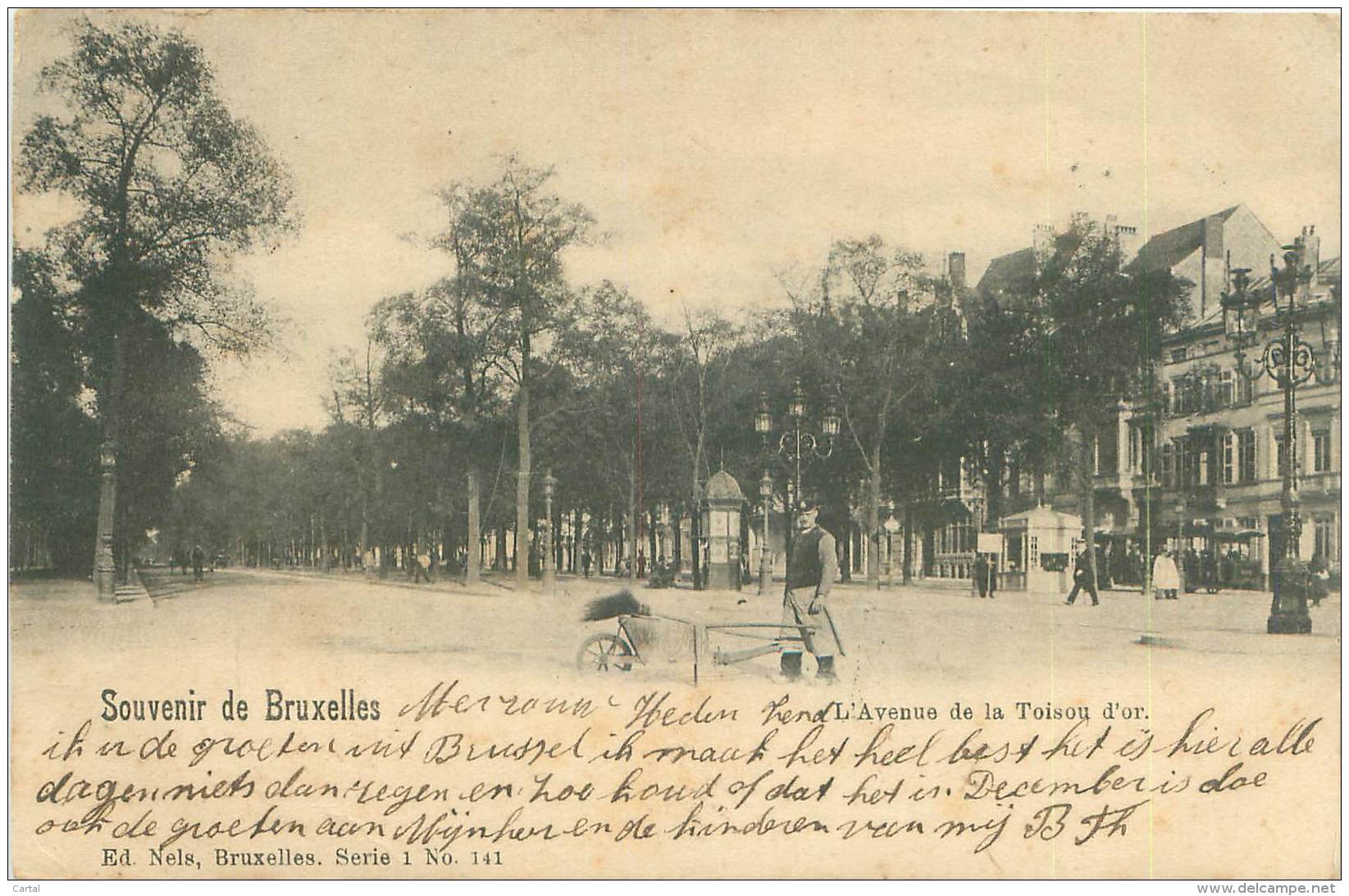 Souvenir De BRUXELLES - L'Avenue De La Toison D'or - Lanen, Boulevards