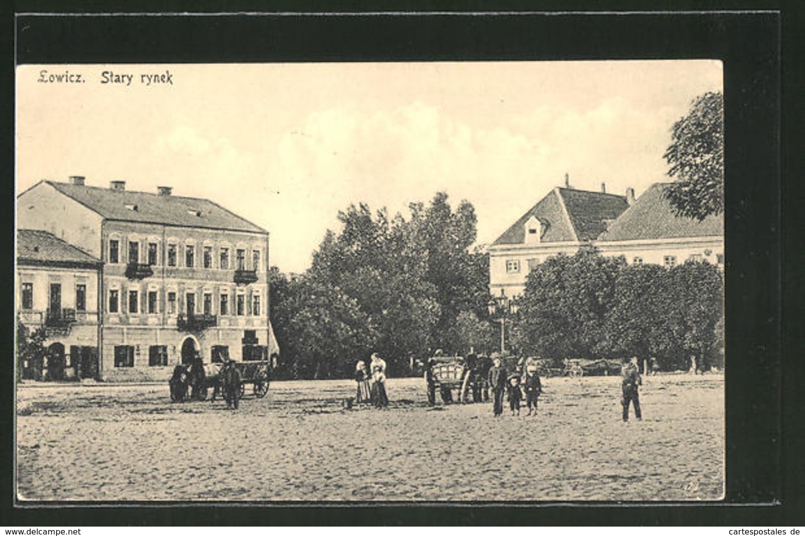 AK Lowicz, Stary Rynek - Polonia