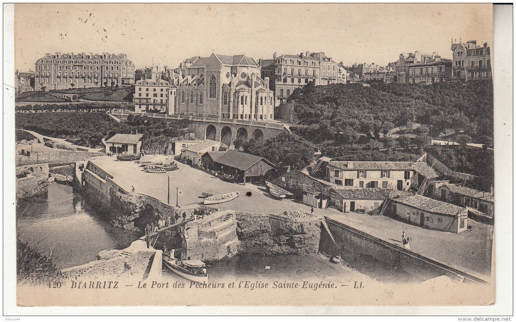 Biarritz   Le Port Des Pêcheurs Et L'Eglise Sainte Eugénie - Biarritz