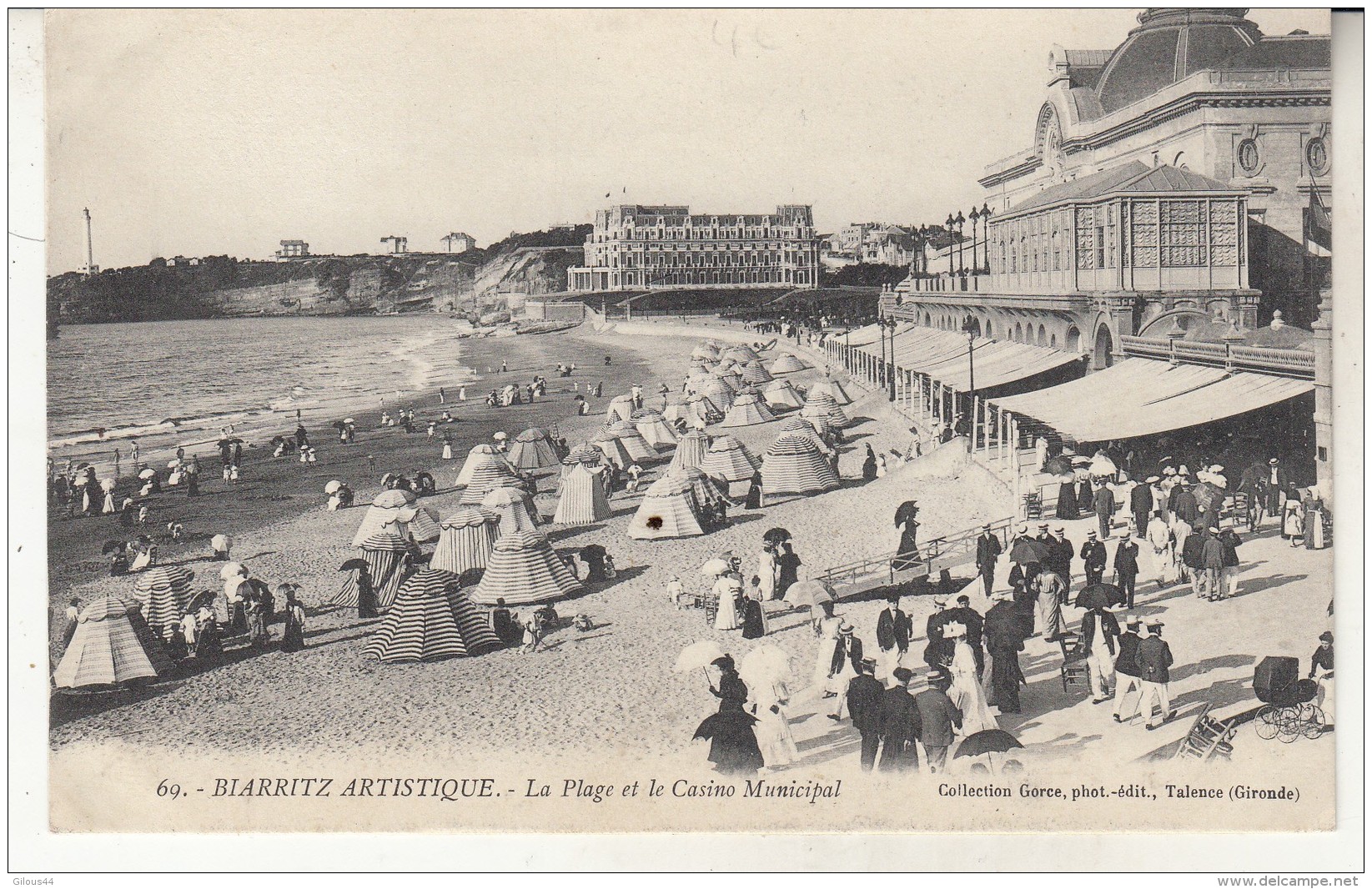 Biarritz   La Plage Et Le Casino Municipal - Biarritz