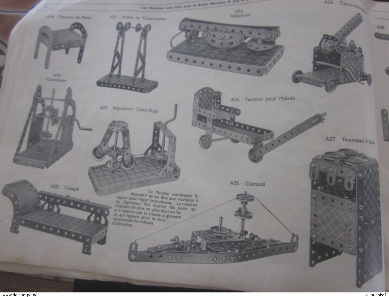 MECCANO-3 CATALOGUES Reliés USINES A BOBIGNY-1947-GRUE-LOCOMOTIVE-AVION HYDRAVION-CAMION-TRACTEUR-SULKY-MANEGE-TANK-Jeux - Meccano