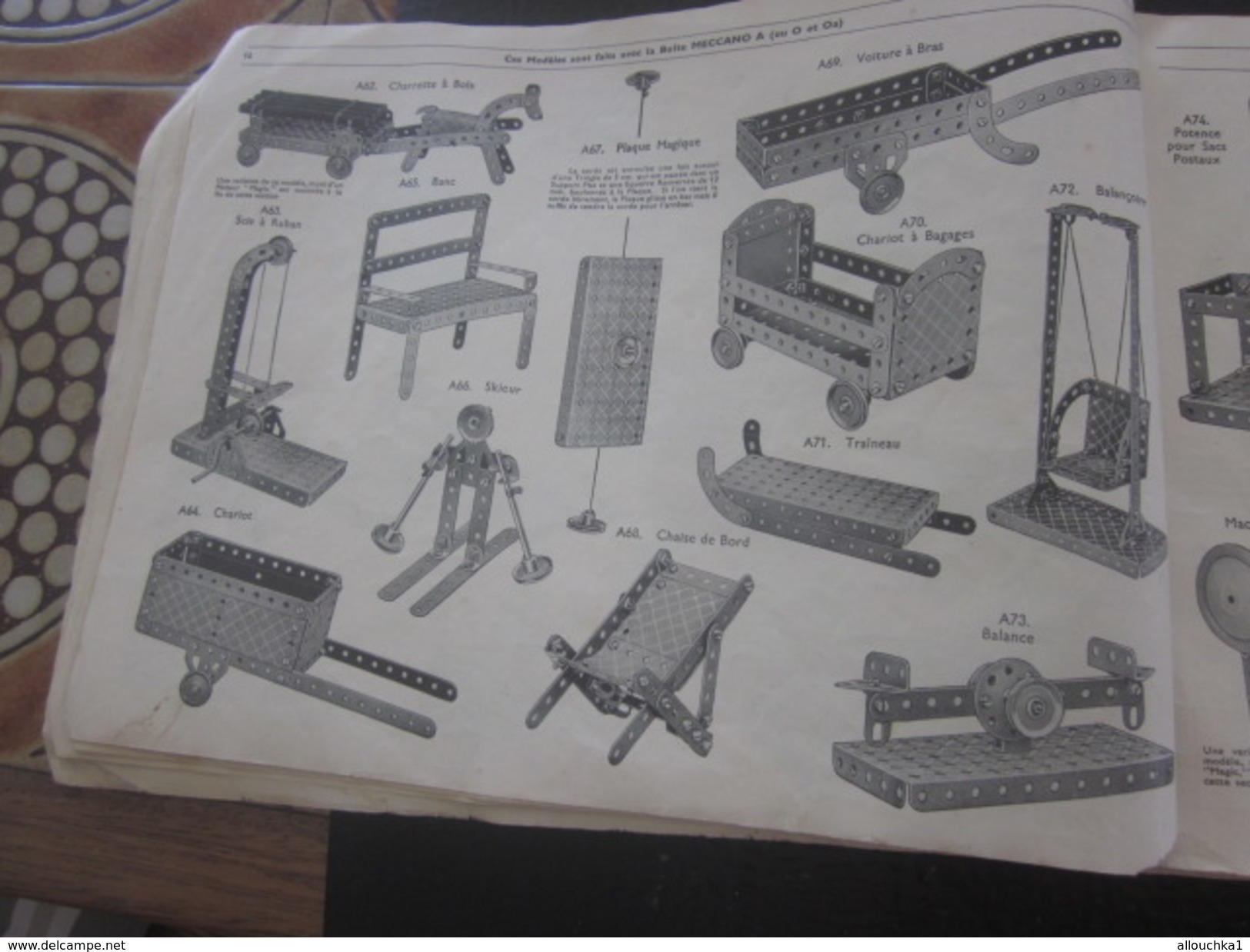 MECCANO-3 CATALOGUES Reliés USINES A BOBIGNY-1947-GRUE-LOCOMOTIVE-AVION HYDRAVION-CAMION-TRACTEUR-SULKY-MANEGE-TANK-Jeux