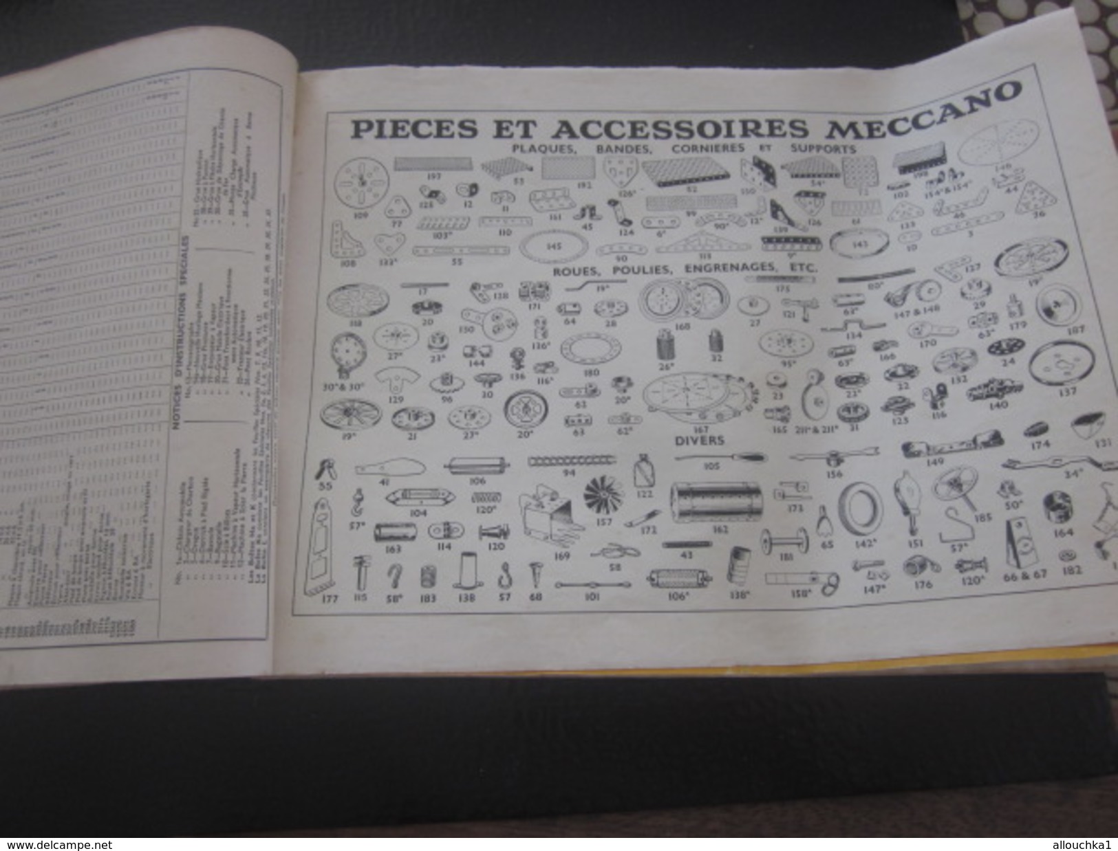 MECCANO-3 CATALOGUES Reliés USINES A BOBIGNY-1947-GRUE-LOCOMOTIVE-AVION HYDRAVION-CAMION-TRACTEUR-SULKY-MANEGE-TANK-Jeux