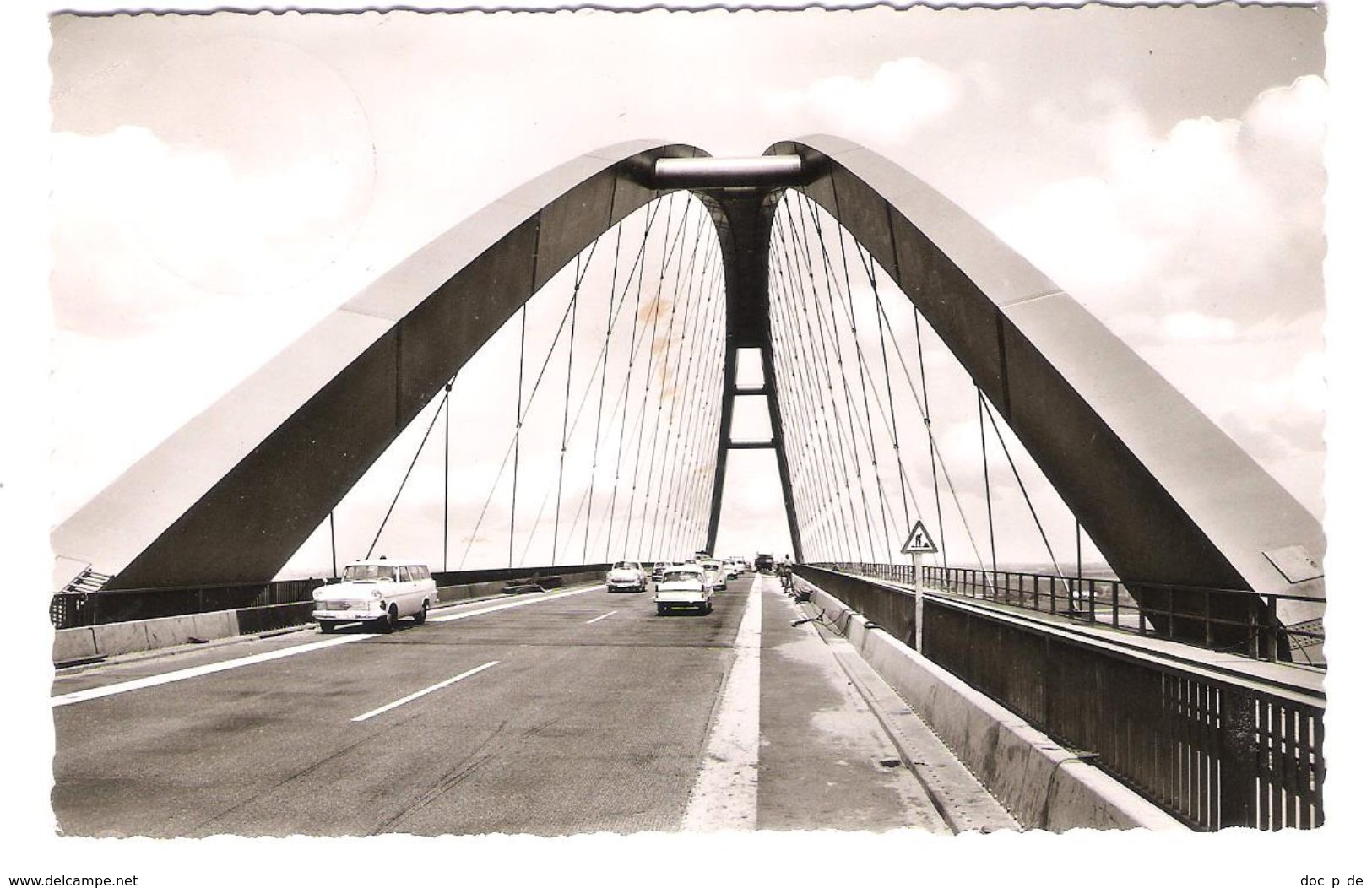 Deutschland - Fehmarn - Fehmarnsundbrücke - Opel - VW - Cars - Autos - Brücke - Bridge - Fehmarn