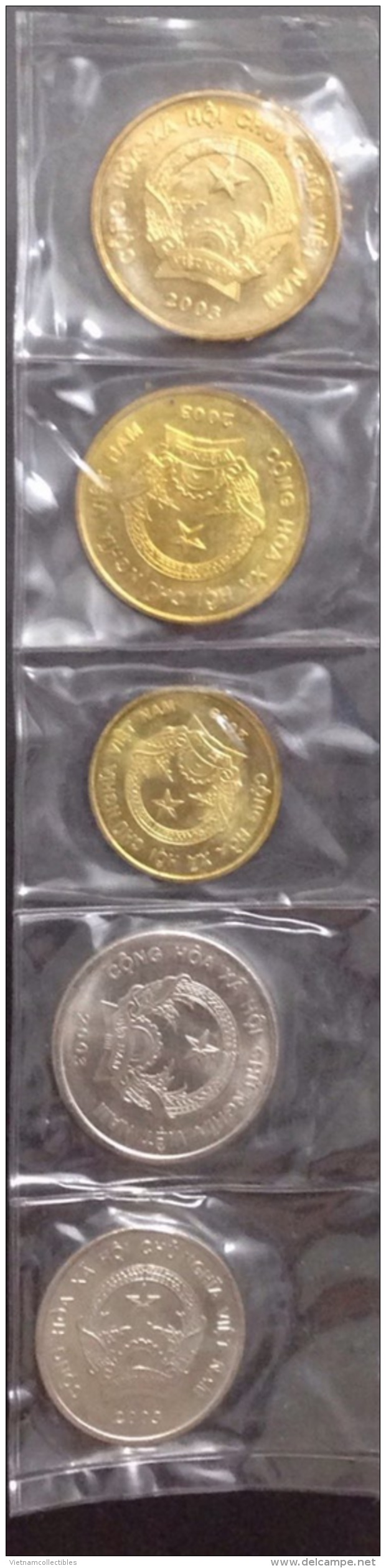 Complete Set Of 05 Vietnam Uncirculate UNC Coins 2003 : 200, 500, 1000, 2000 &amp; 5000 Dongs / 2 Images - Other - Asia