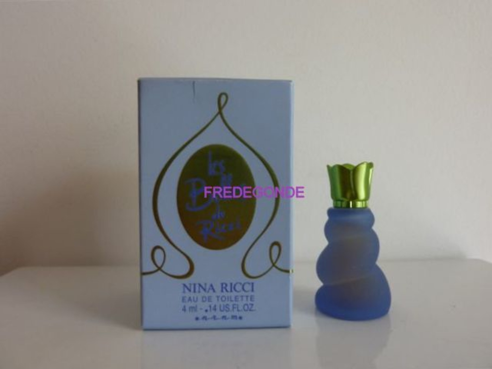 Miniature LES BELLES DE RICCI - AMOUR D' AMANDIER - De Nina Ricci - Miniatures Femmes (avec Boite)