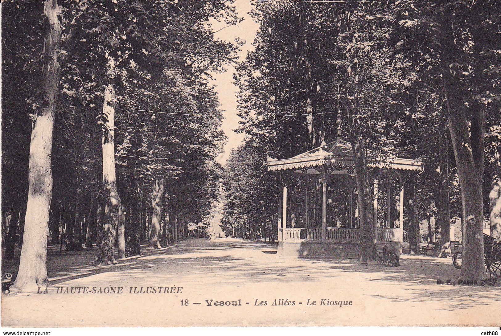 VESOUL - Les Allées Le Kiosque - Autres & Non Classés