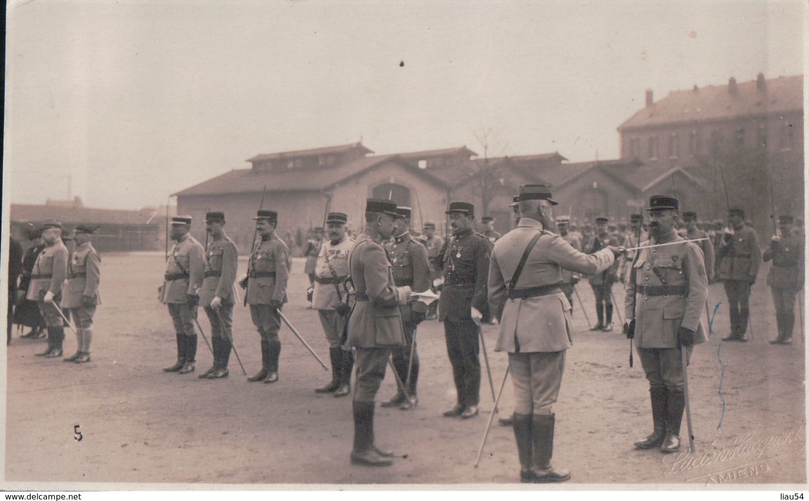 CARTE-PHOTO AMIENS Remise De Décorations En 1923 - Amiens