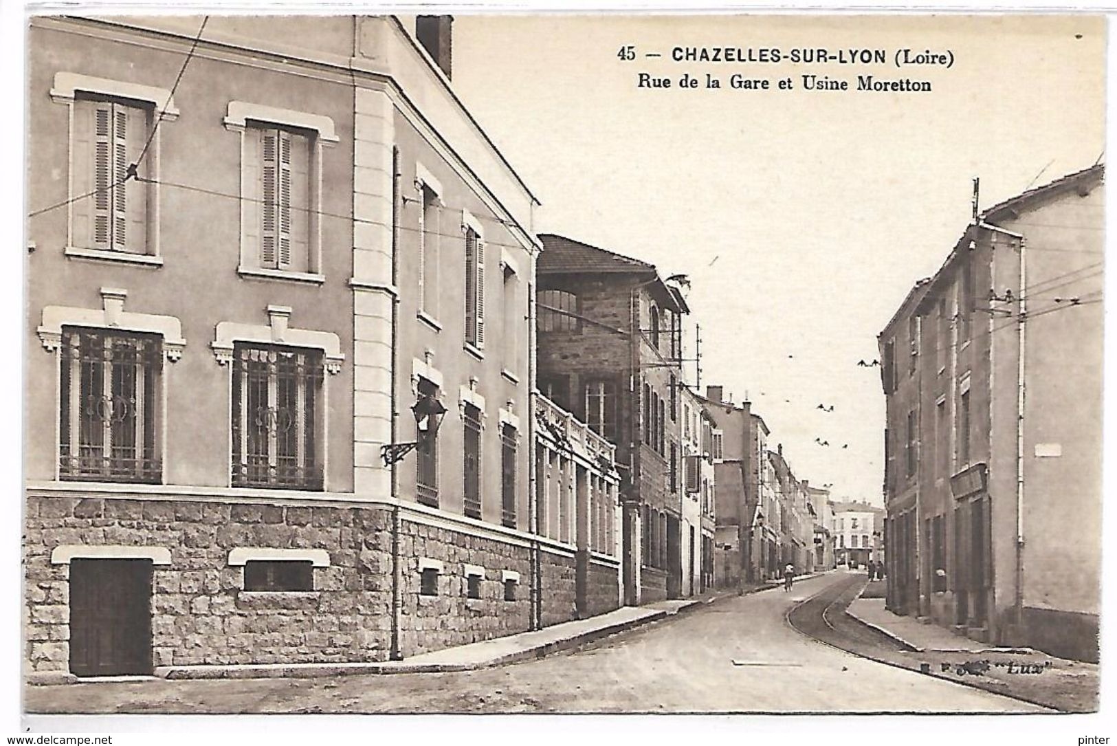 CHAZELLES SUR LYON - Rue De La Gare Et Usine Moretton - Autres & Non Classés