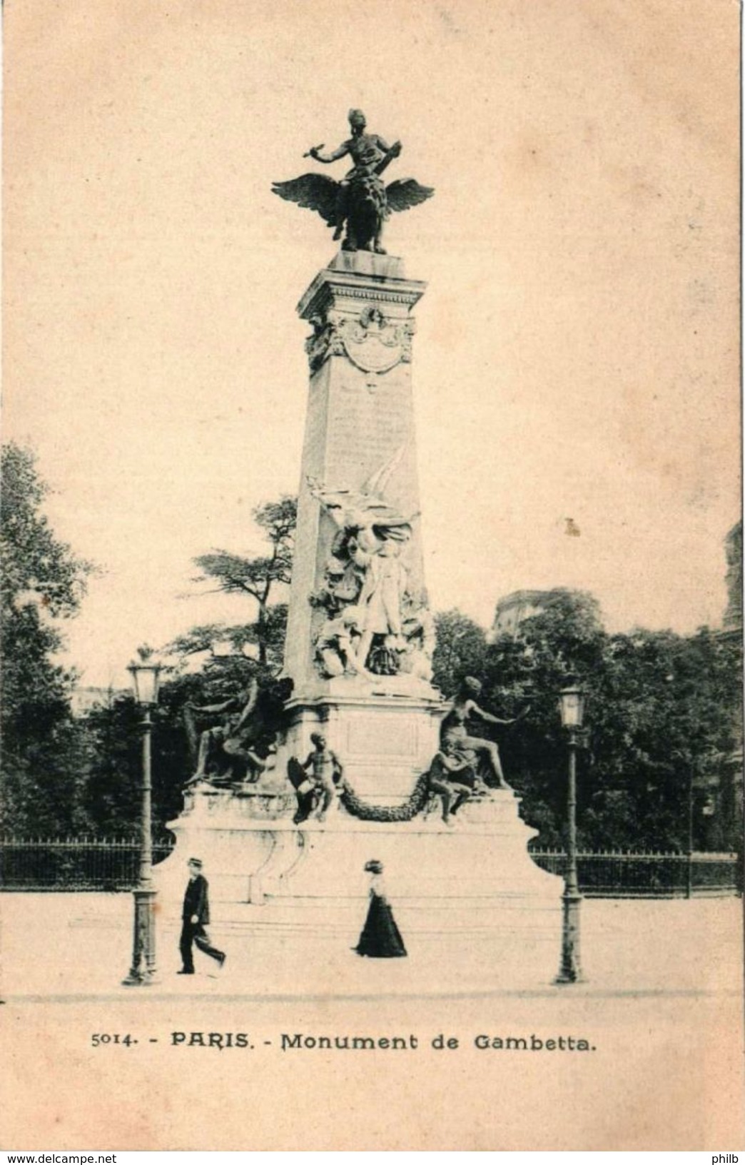 PARIS - Monument à Gambetta - Statues