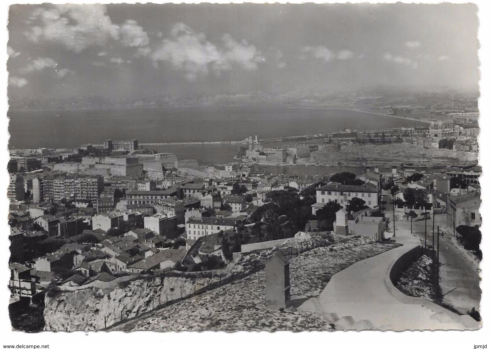 13 - MARSEILLE - Panorama - Vue Prise De N.-Dame De La Garde - Ed. La Cigogne N° 7.007 - Notre-Dame De La Garde, Ascenseur