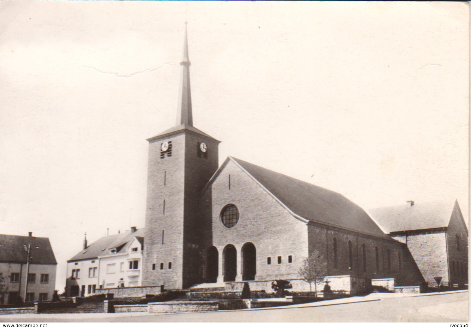 Saint Léger " Vallée Du Ton " La Nouvelle Eglise Paroissiale - Saint-Léger