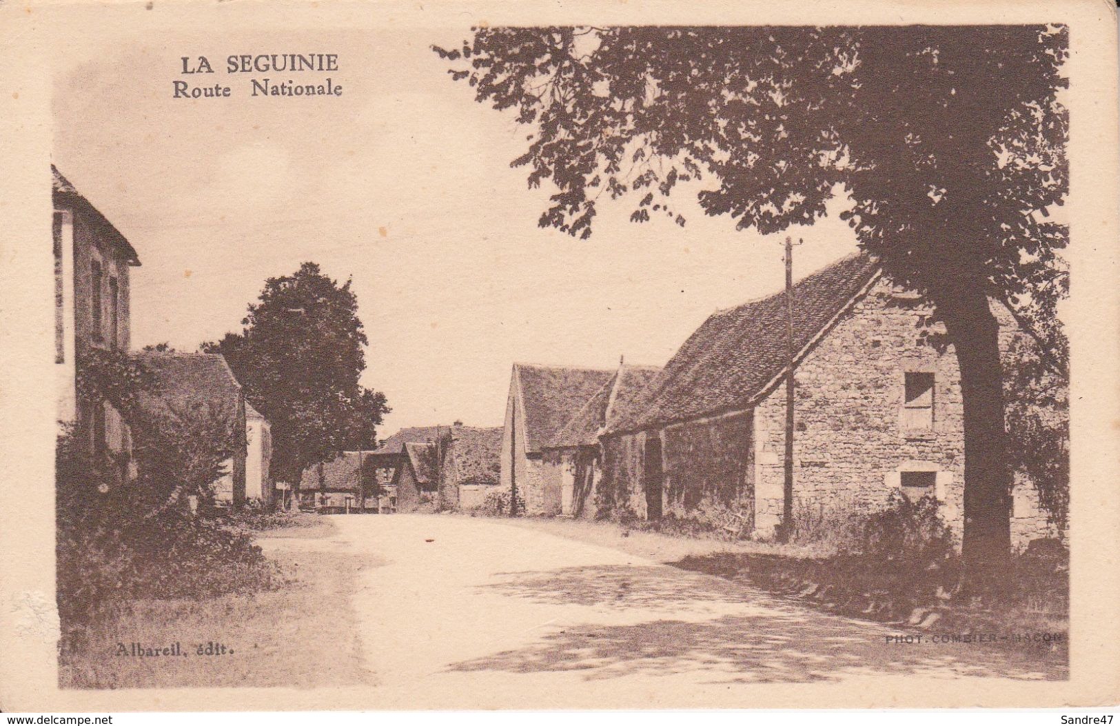 CPA  (24) Vallée De LA SEGUINIE.  Petit Village Sur La Route Nationale. RN10  ..G445 - Autres & Non Classés