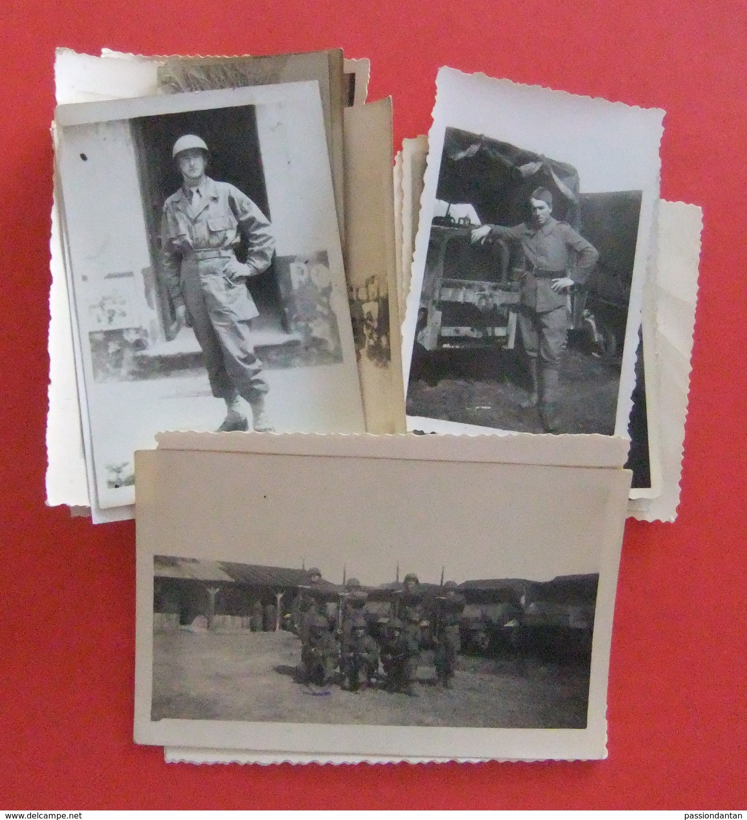 Vingt Cinq Photographies Anciennes En Noir Et Blanc - Clichés Militaria Divers - Guerre, Militaire