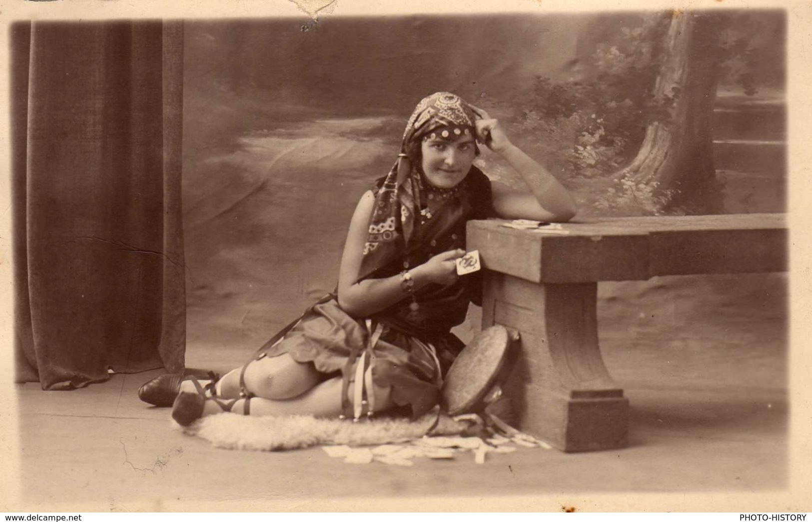 Photo Card   Photography, Lady Laying Tarot., Playing Cards. Divination, Future Prediction - Alte (vor 1900)