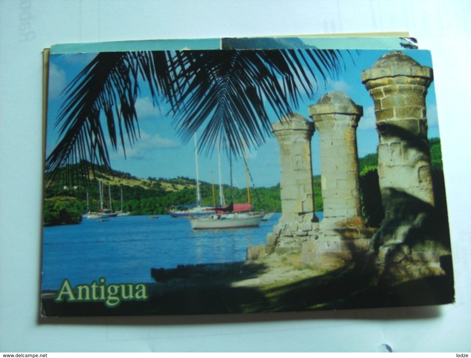 Antigua West Indies Boats And Ruines - Antigua Und Barbuda