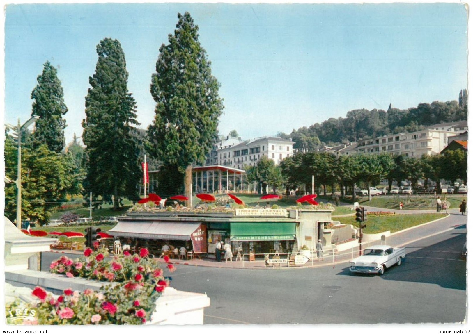 CPSM EVIAN LES BAINS - Carrefour Du Débarcadère - Ed. CAP N°2043 - Evian-les-Bains