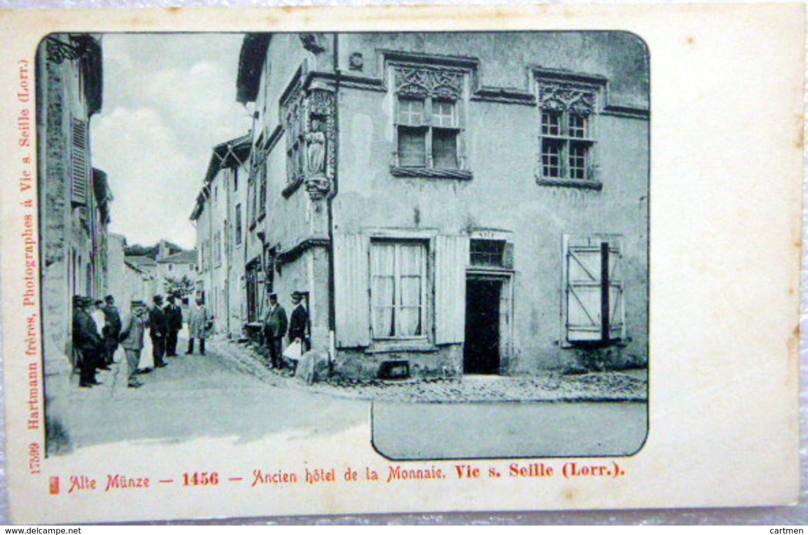 57 VIC SUR SEILLE ANCIEN HOTEL DE LA MONNAIE ANIMATION CARTE PIONNIERE 1900 TRES BON ETAT - Vic Sur Seille