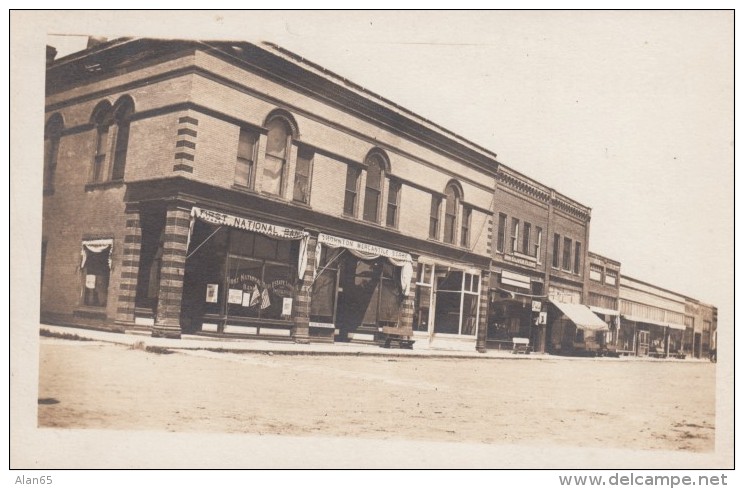 Thornton Mercantile Store, First National Bank, Liberty Bonds Signs In Window, Unknown Town C1900s Vintage Postcard - Fotografia