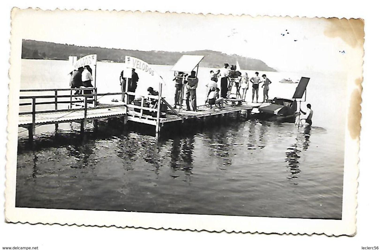 CINEMA 1947 TOURNAGE FILM  CAMARGUE ETANG DE BERRE Ponton Vélodos Photo Originale Format 114 X 70 Mm - Autres & Non Classés