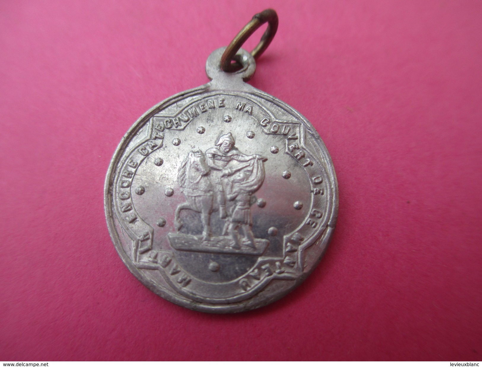 Médaille Religieuse Ancienne/Saint Martin Coupant Son Manteau/Saint Martin Eveque/Fin XIXéme Siécle     CAN479 - Religion & Esotericism