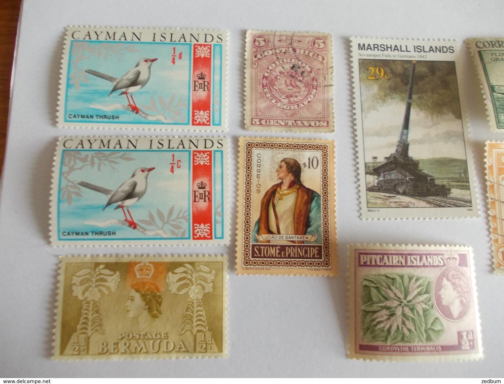 TIMBRE Cayman Bermuda Costa Rica Sao Tome Marshall Pitcairn Colombie Venezuela Valeur 4.20 &euro; - Niue