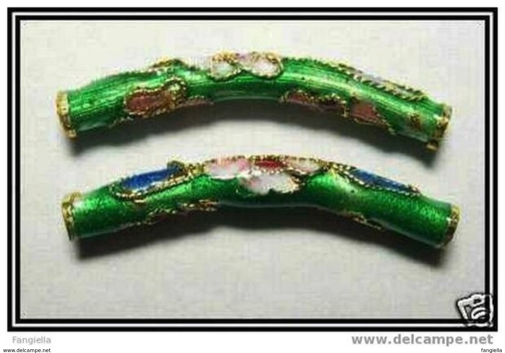 Lot De 2 Perles Tubes Cloisonnés Incurvés Vert Foncé 27mm  Des Perles Originales Qui Mettront Du Peps à Vos Créations - Parels