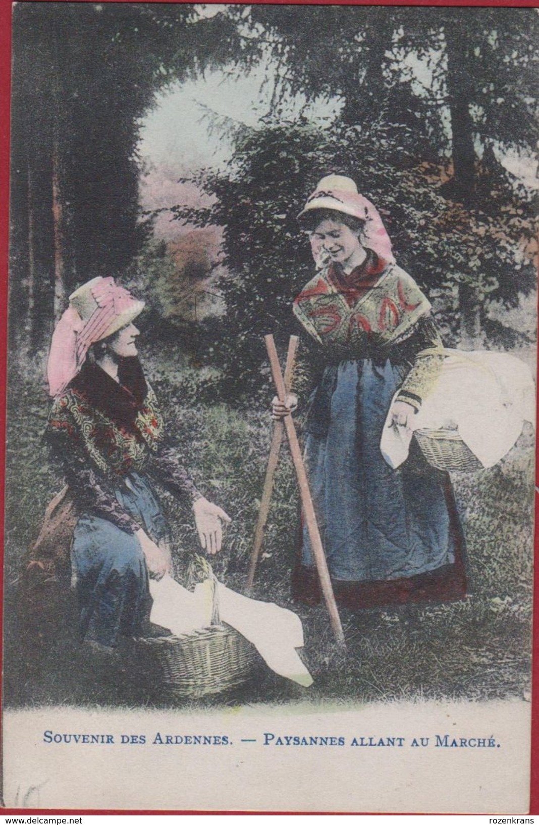 Souvenir Des Ardennes: Paysannes Allant Au Marché édition Marcovici Carte Colorisé Ingekleurd Folklore - Kostums