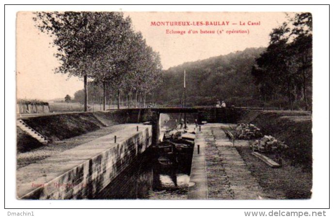 Montureux Les Baulay -le Canal -éclusage D'un Bateau-voir état - Autres & Non Classés