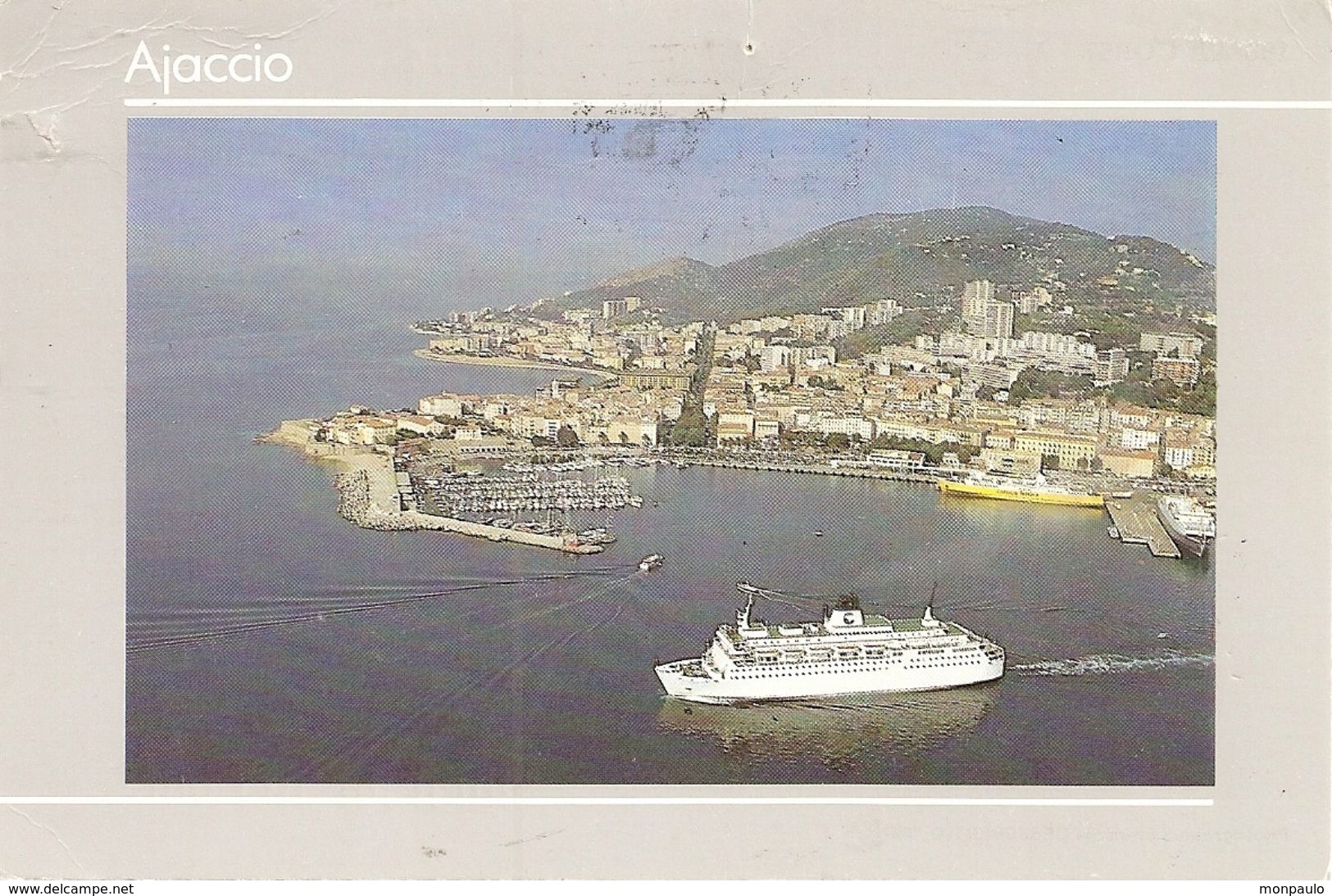 20. (2A) CPM. Corse Du Sud. Ajaccio. Vue Aérienne Du Port, Départ D'un Bateau De La SCM, Un Corsica Ferry à Quai - Ajaccio